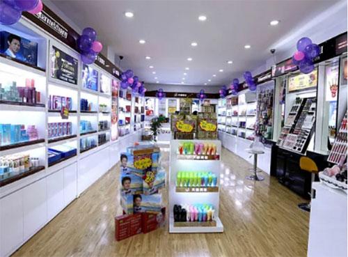 如何經(jīng)營好一家化妝品店？